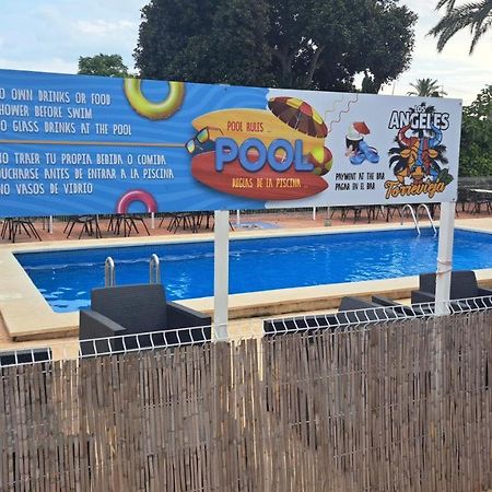 Апартаменти Torrevieja Playa Locos Екстер'єр фото